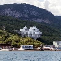 Оплату путевок работникам на вредном производстве и передпенсионерам могут освободить от страховых взносов Оплату путевок работникам на вредном производстве и передпенсионерам могут освободить от страховых взносов