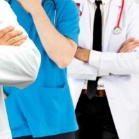 В 7 пилотных субъектах РФ запустят новую систему оплаты труда медработников